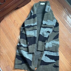 Women's Camouflage Open-Front Sweater